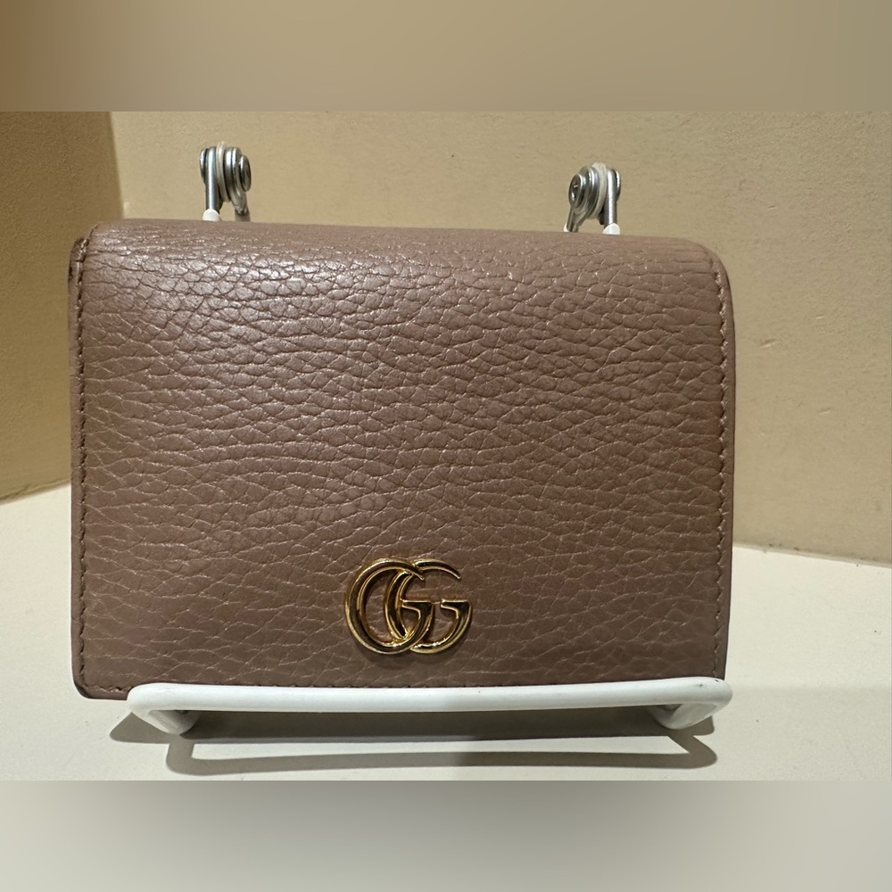 Gucci Marmont Bifold Small Calfskin Pebbled Taupe Wallet